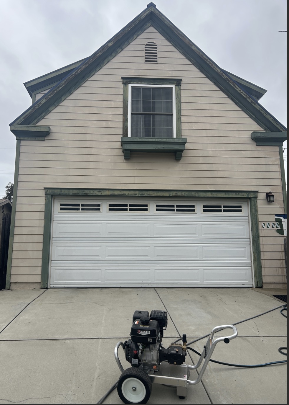 Before — exterior repaint of a Santa Barbara carriage house by Mission Creek Painting
